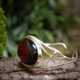 Indlæs billede i Gallery viewer, Armbånd Bangle Rav Morwyn 925s Sølv