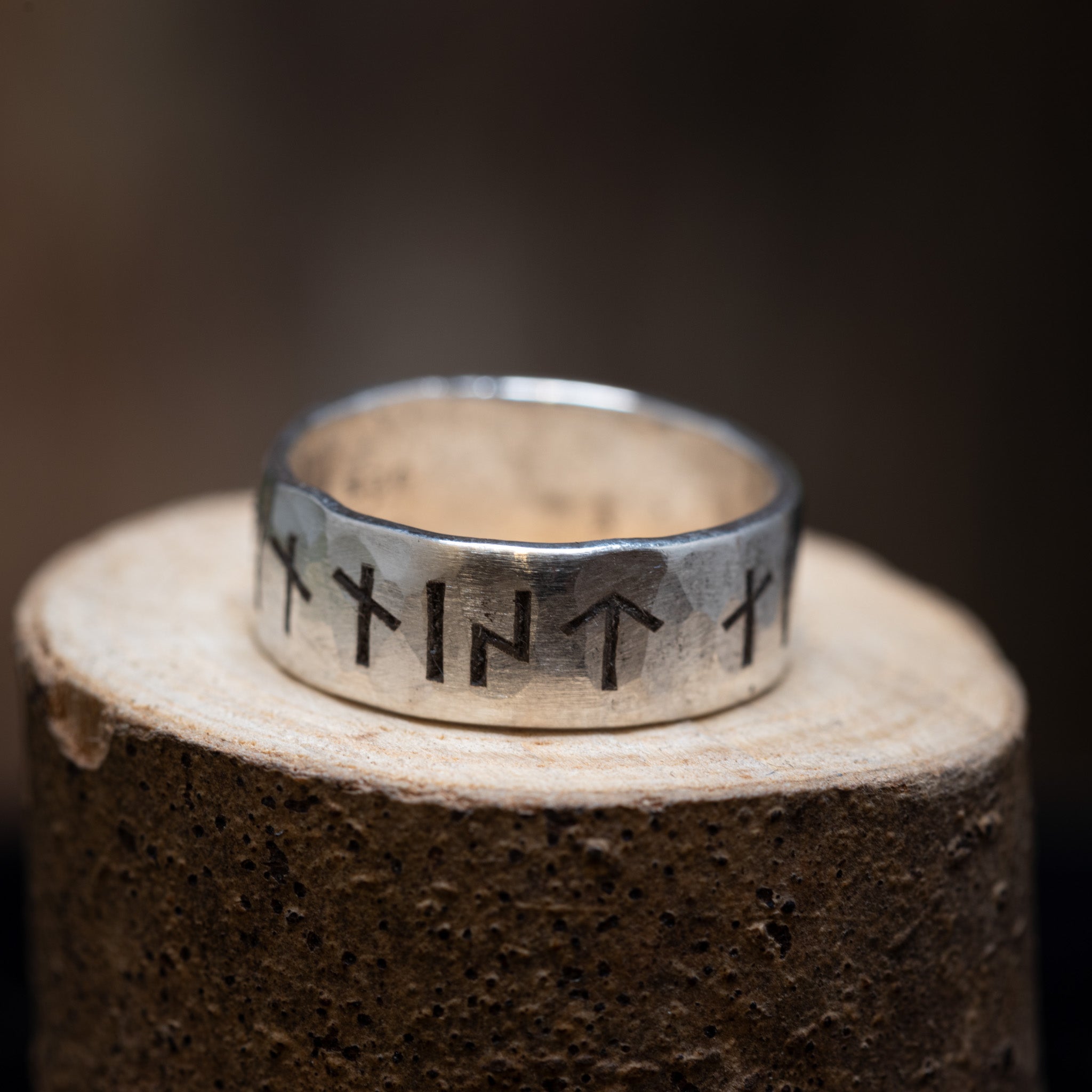 Ring med Valgfrie Runer 925s Sølv