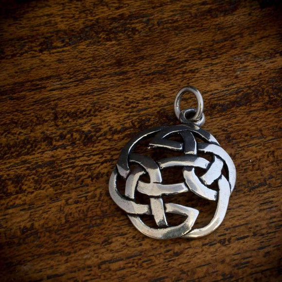 Vikingesmykke lavet af ægte sølv! - en spændene og virkelig flot keltisk knude! 